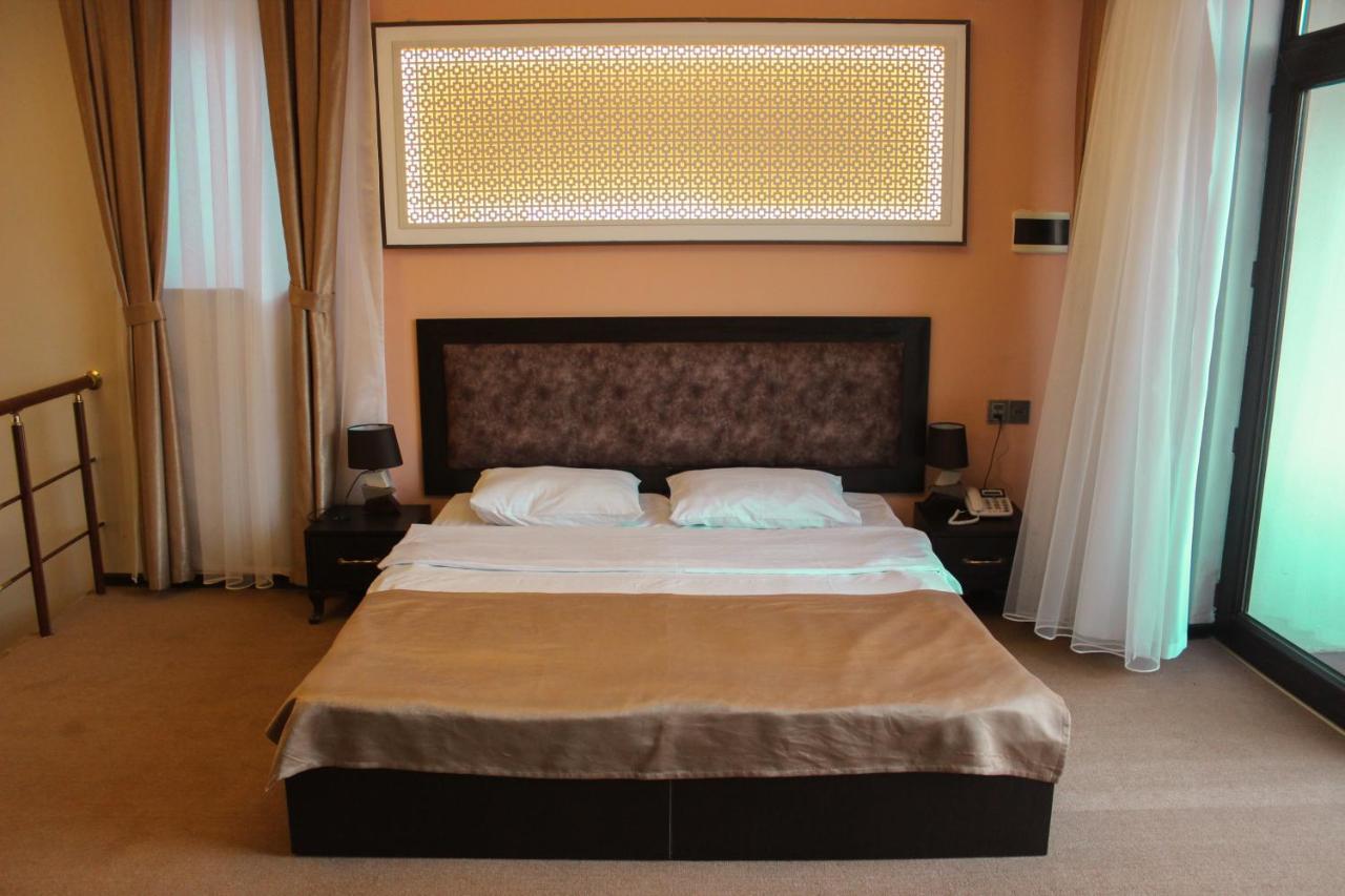 Twin Castle Boutique Hotel Baky Esterno foto